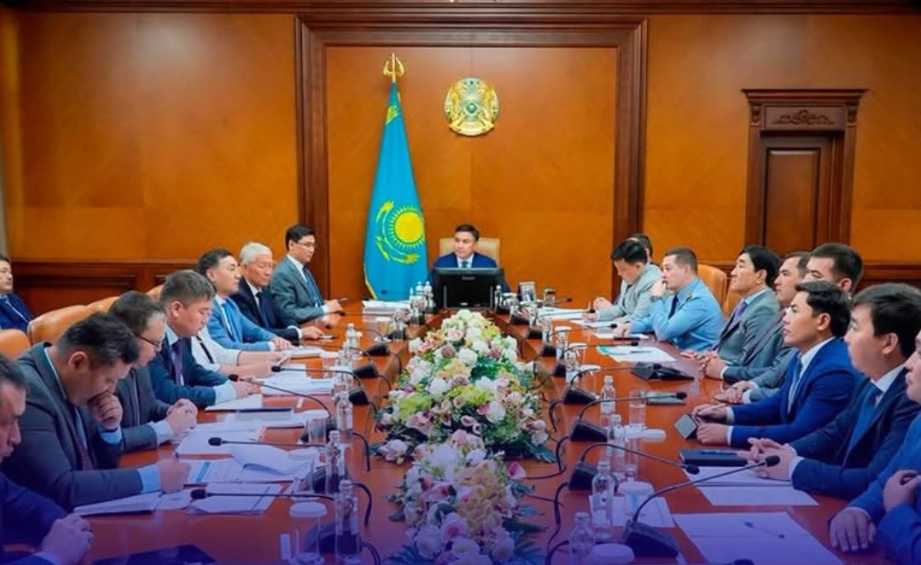 Шымкент әкімінің 6 айда атқарылған шаруаларға көңілі толды ма?
